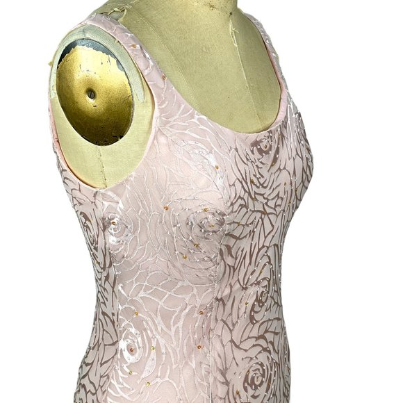 Pink silk sequin beaded evening dress with handkerchief hem - Picture 4 of 7